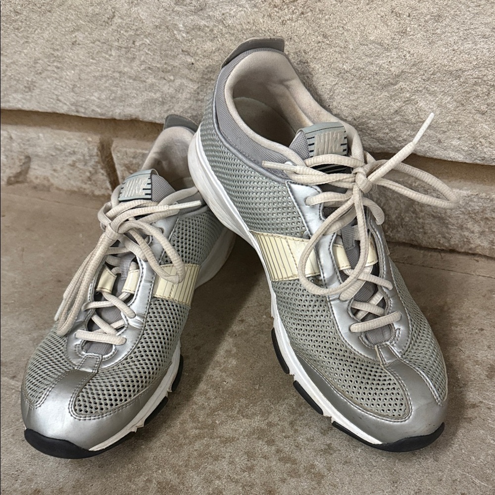 Nike Women's Silver and Cream Sneakers